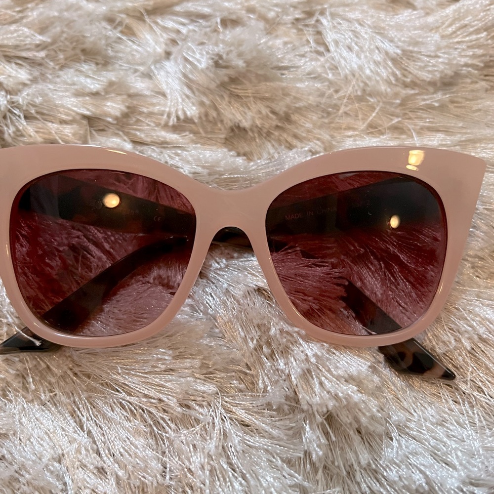 Pink frame with Tortoise sunglasses